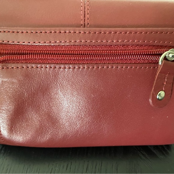 Burgundy Leather Wallet - Picture 4 of 5